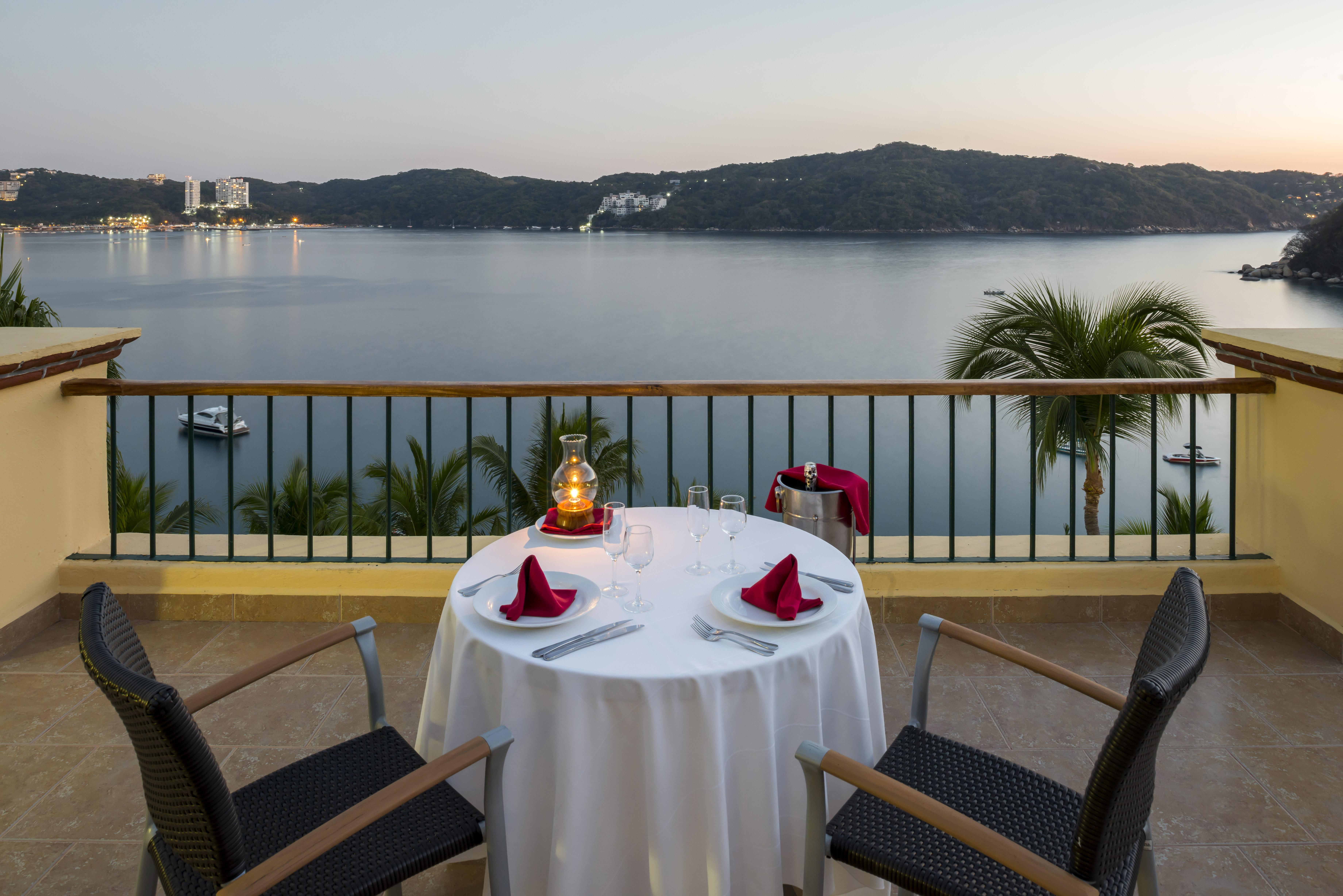 Hotel Camino Real Acapulco Diamante Esterno foto View from the hotel