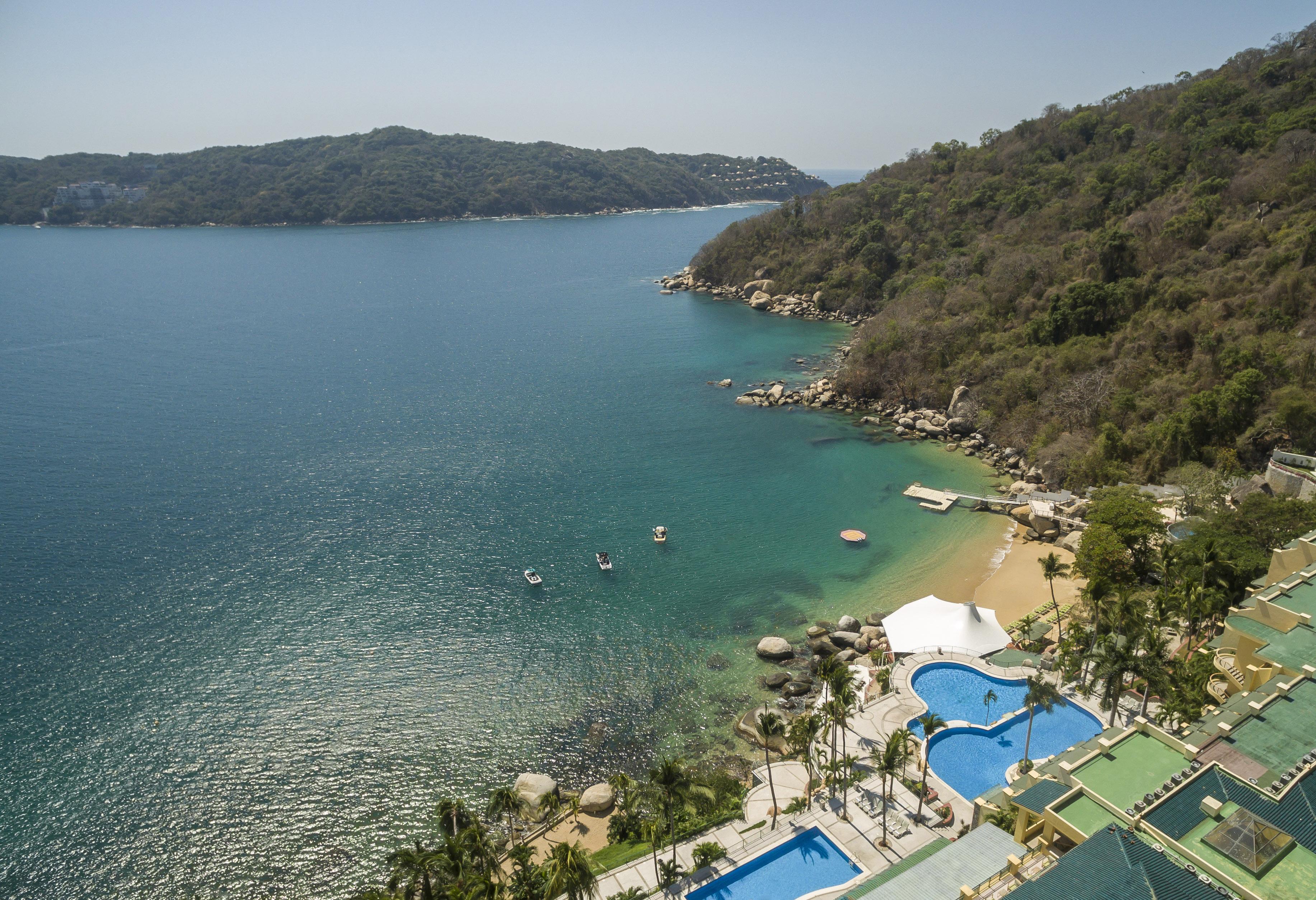 Hotel Camino Real Acapulco Diamante Esterno foto Aerial view of the resort