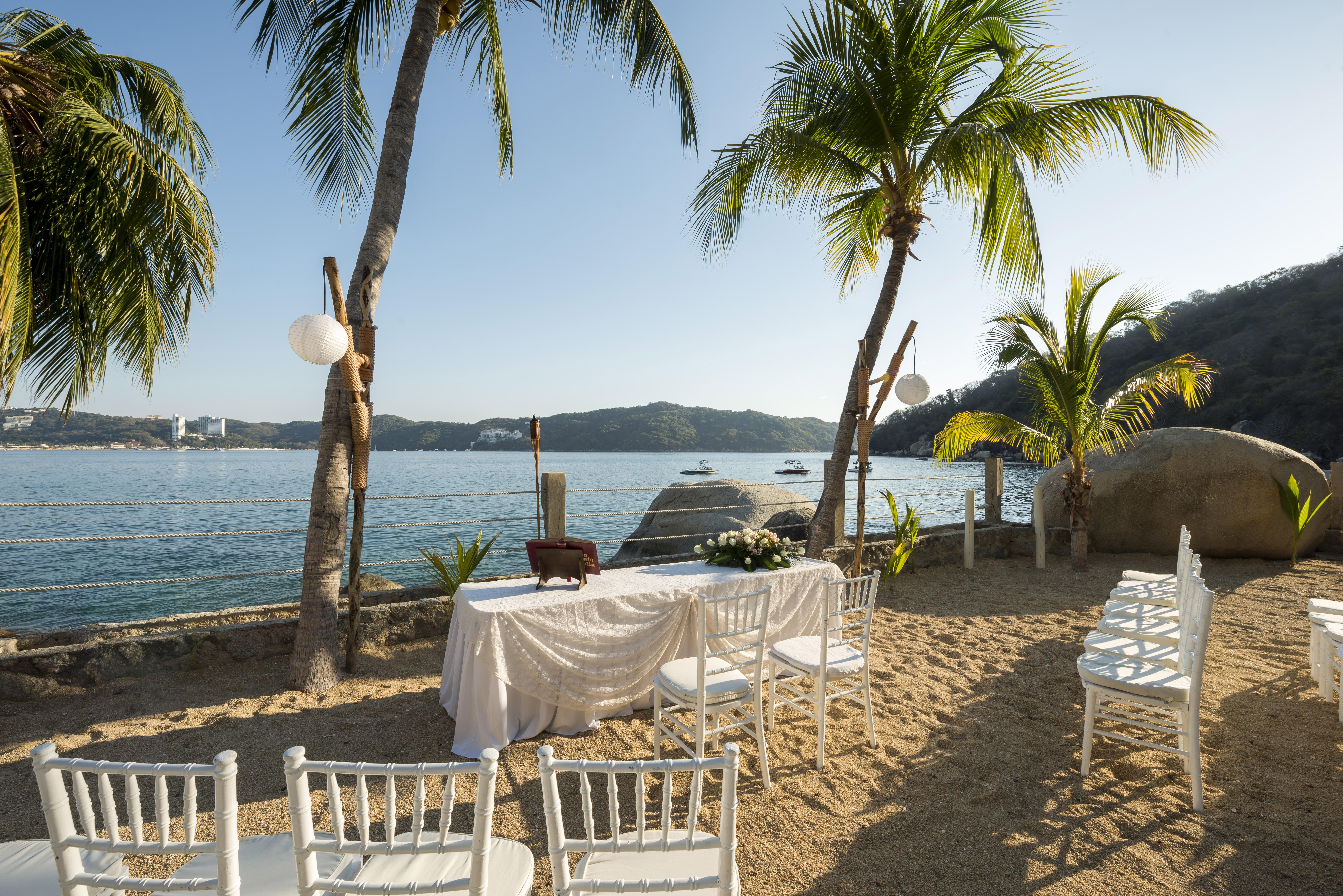 Hotel Camino Real Acapulco Diamante Esterno foto Beach at the resort