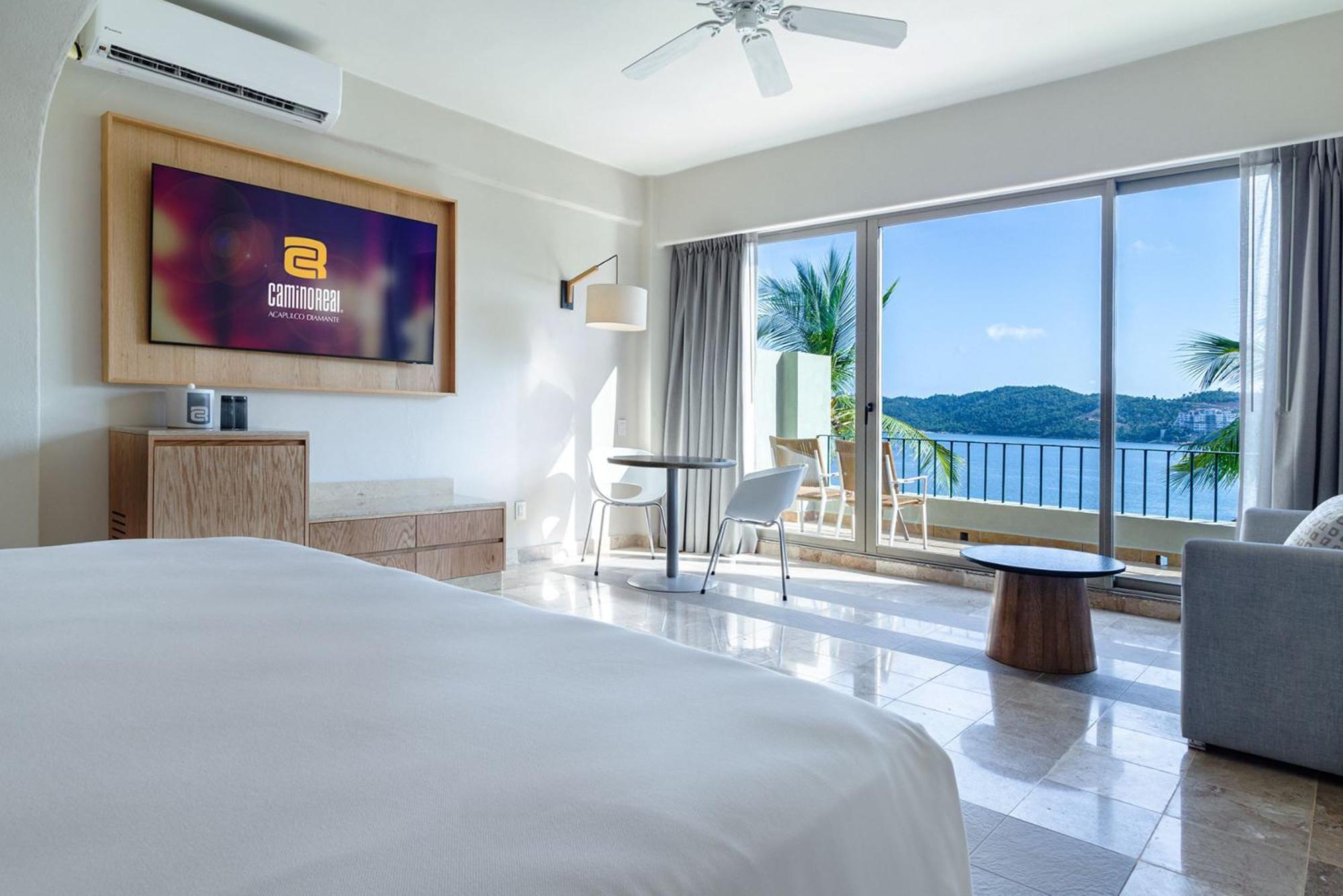 Hotel Camino Real Acapulco Diamante Esterno foto Oceanfront Junior Suite